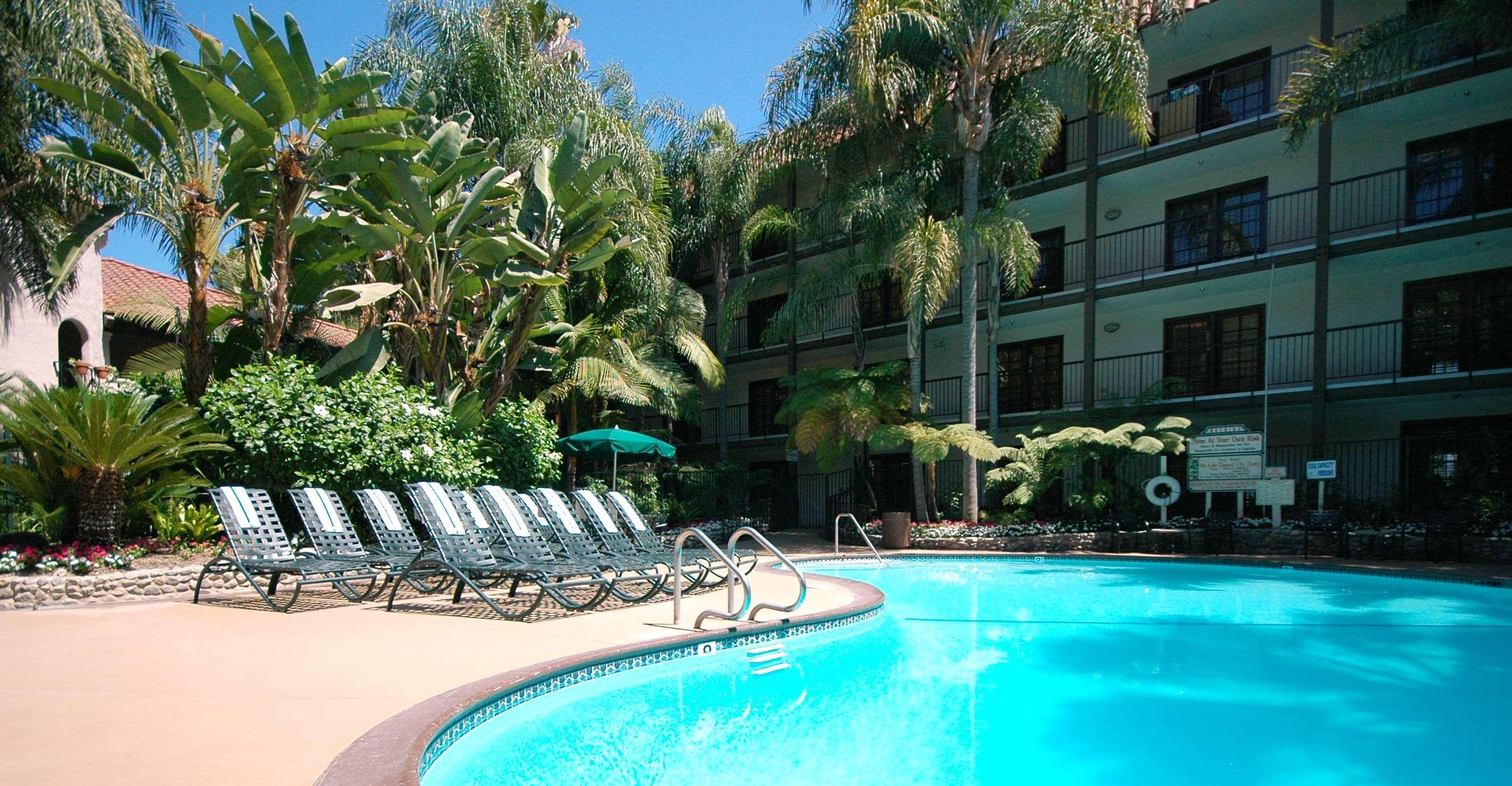 Buena Park Grand Hotel & Suites Zewnętrze zdjęcie