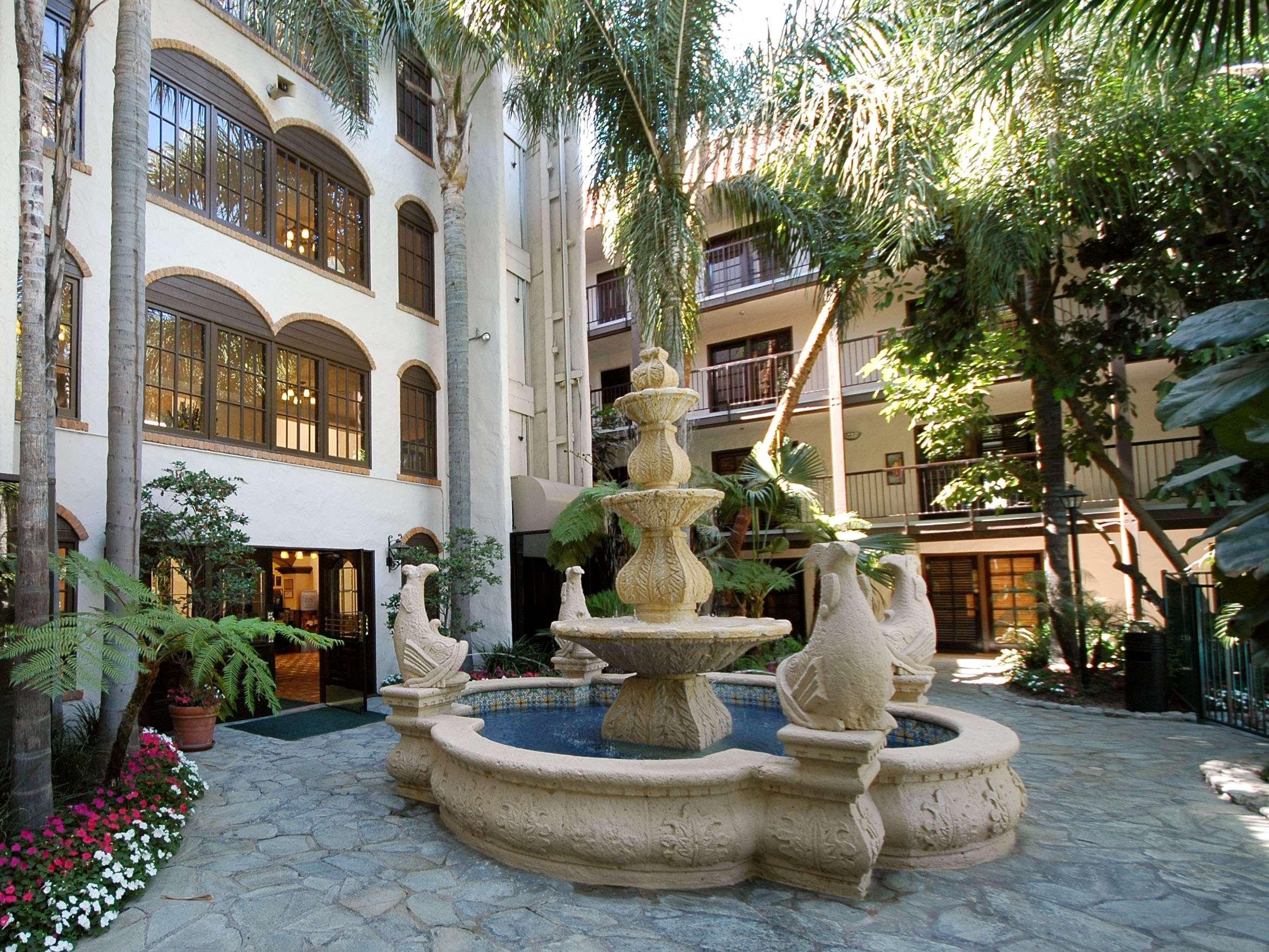 Buena Park Grand Hotel & Suites Zewnętrze zdjęcie