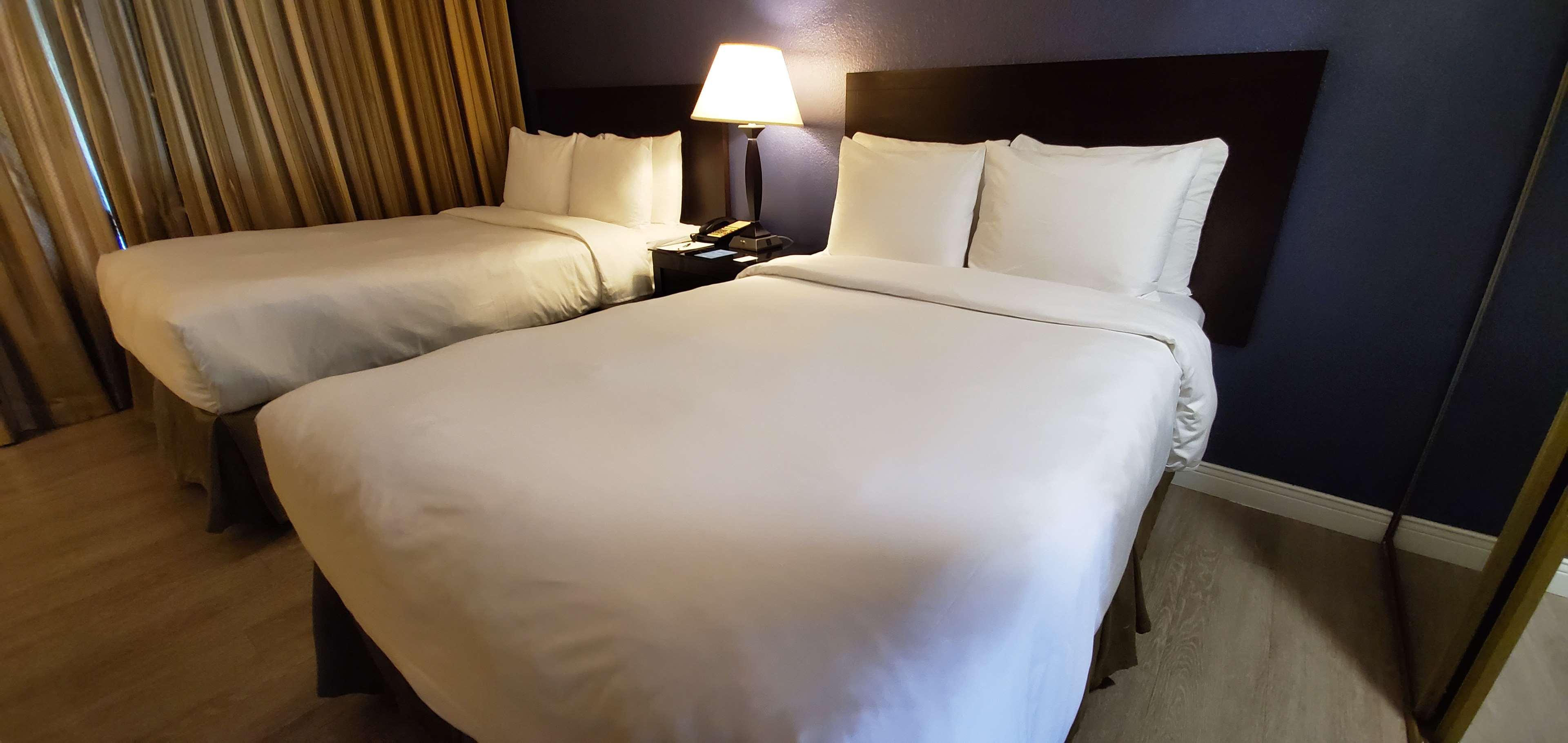 Buena Park Grand Hotel & Suites Zewnętrze zdjęcie