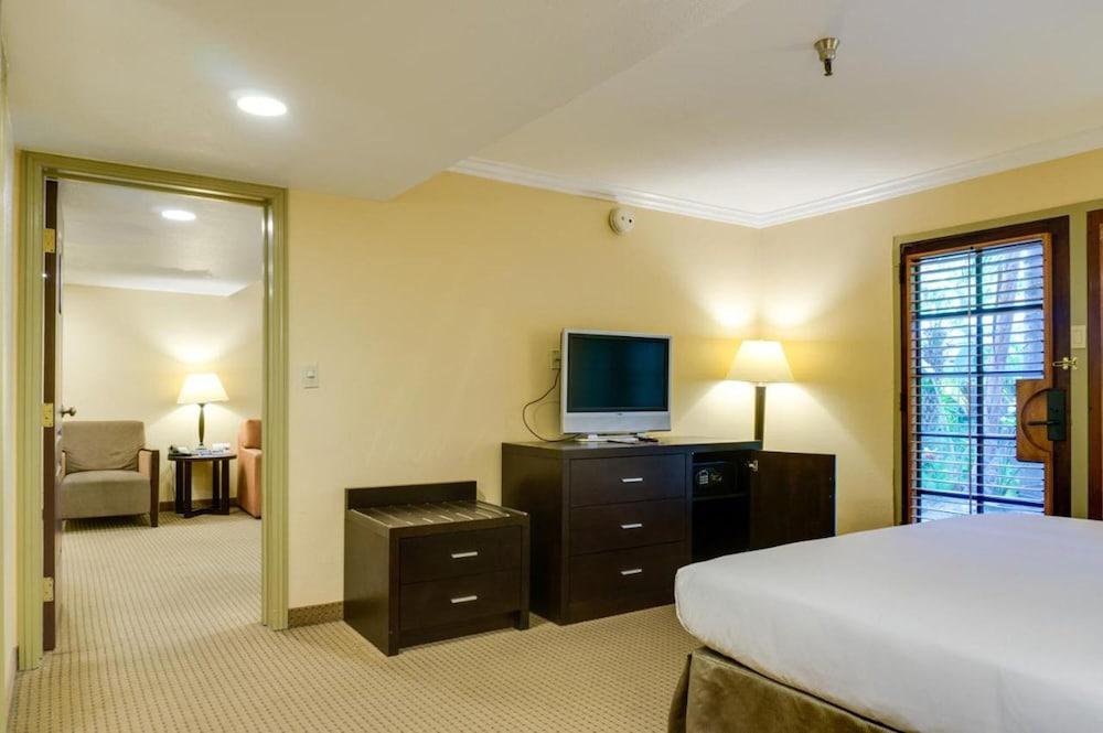 Buena Park Grand Hotel & Suites Zewnętrze zdjęcie